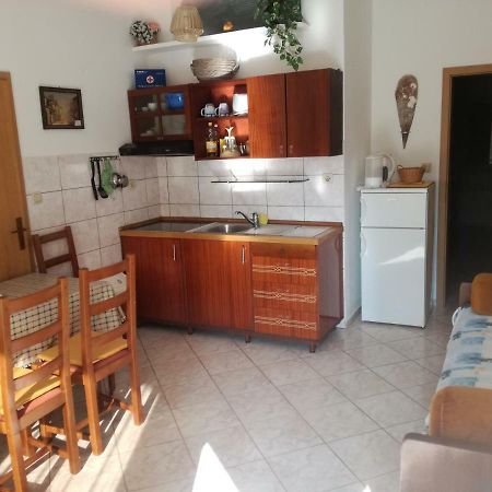 Apartmani Marijana Selce Exterior foto